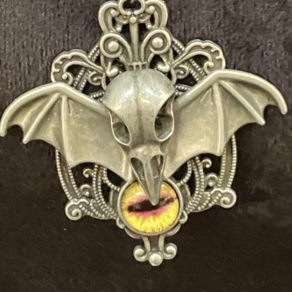 Handcrafted Goth Halloween Scary Evil Eye Bat #2 Unisex Necklace - Picture 3 of 16